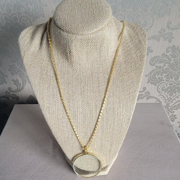 Jewelry - Gold Tone Magnifying Glass Necklace